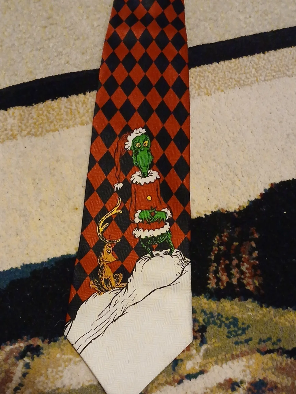 Dr. Seuss Red and Black Diamond-Pattern Grinch Tie